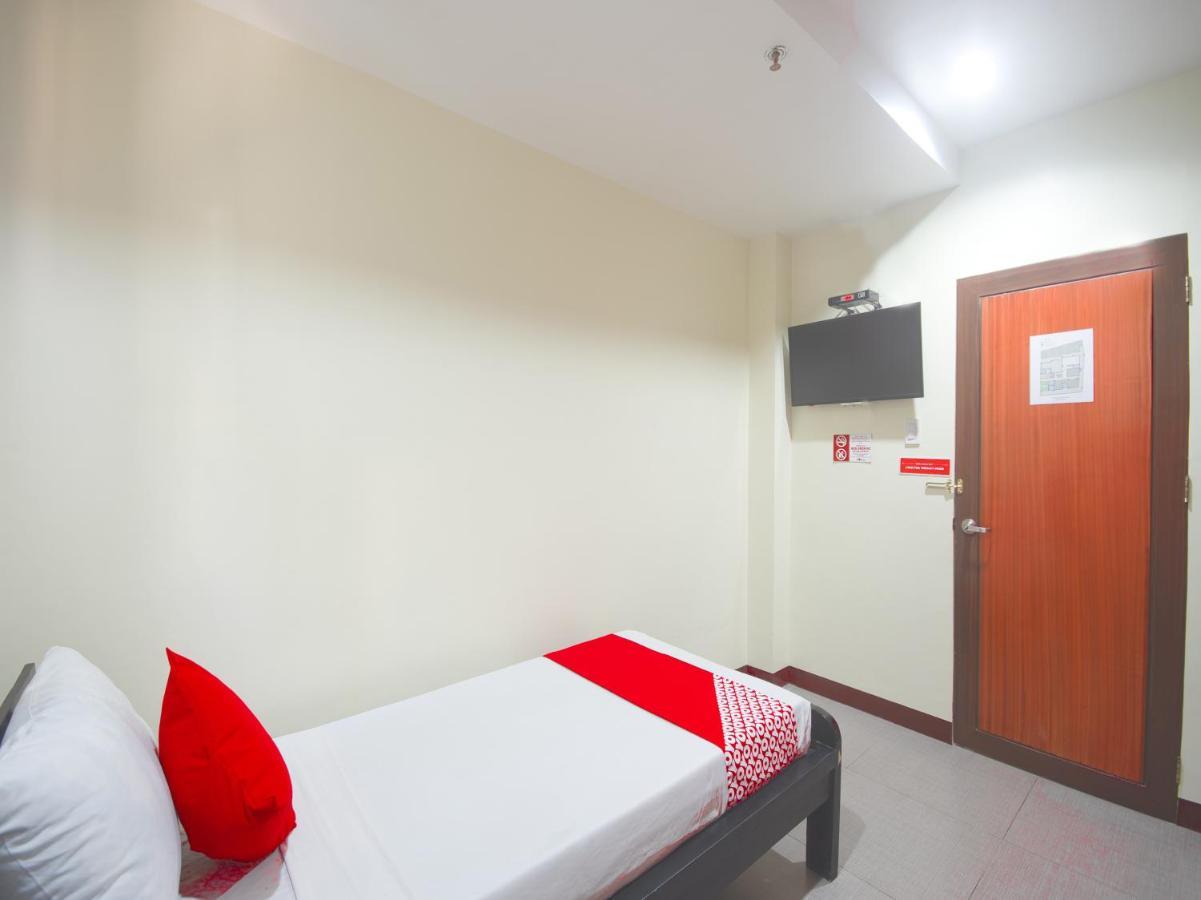 Oyo 567 Blue Horizon Hostel Dumaguete City Экстерьер фото